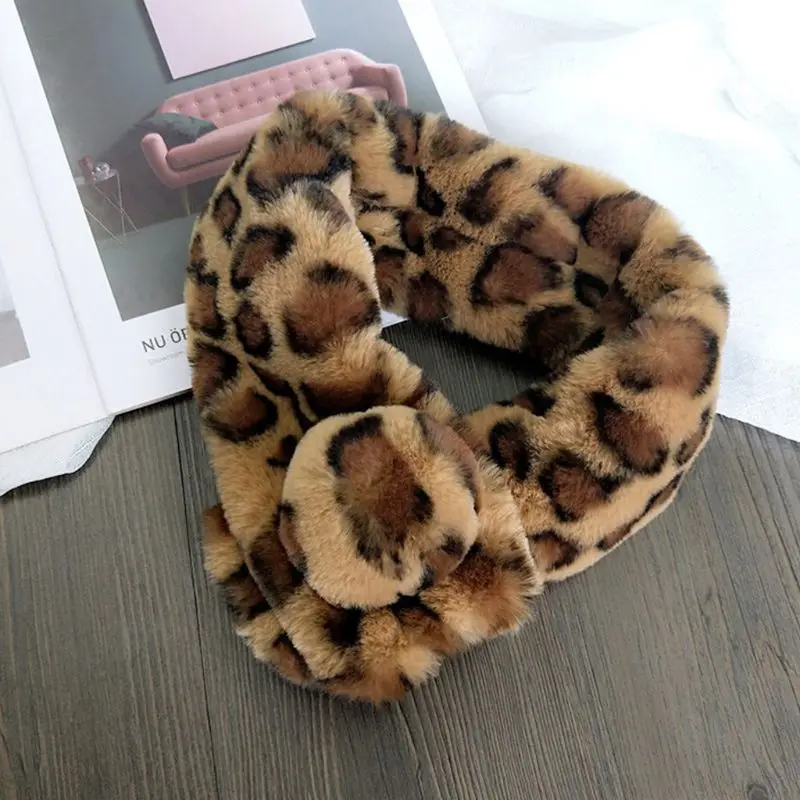 

9x68cm Womens Warm Plush Faux Fur Scarf Leopard Print Single Ball Collar Shawl 2XPC