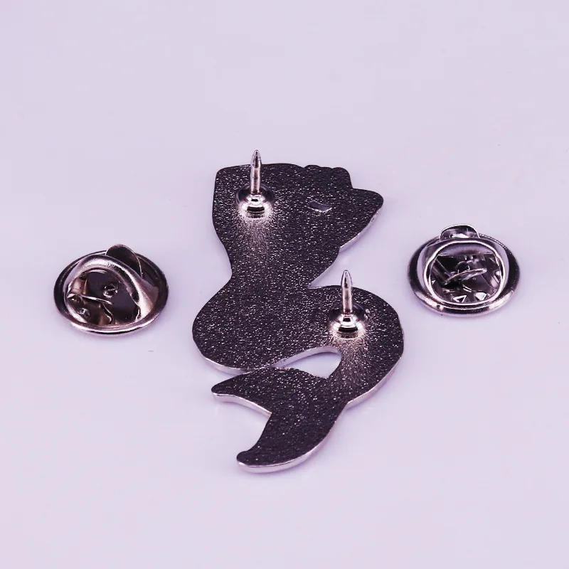 

P5579 Dongmanli Novelty Merman Hard Enamel Pins Women Men Badge Backpack Collar Lapel Fashion Jewelry