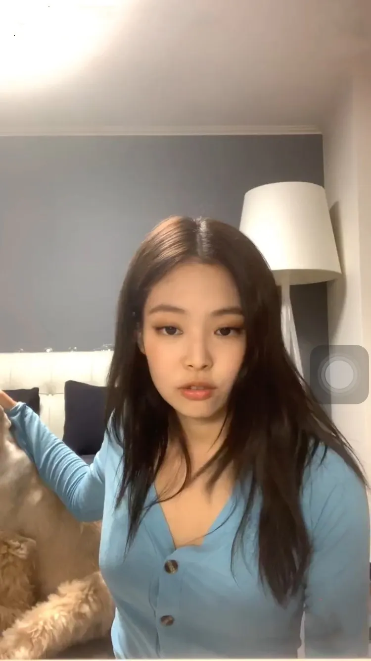 Kpop черные розовые Дженни же СИНИЕ ВЯЗАНЫЕ короткие толстовки с капюшоном и v-образным вырезом Женская Корейская дикая Толстовка Harajuku свитшоты женская одежда