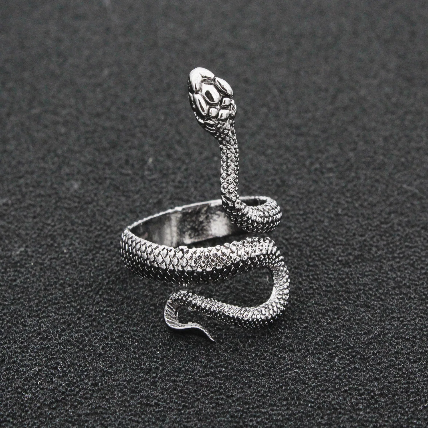 Панк животное кольцо готический черный серебряный Металл Змея кольца для мужчин