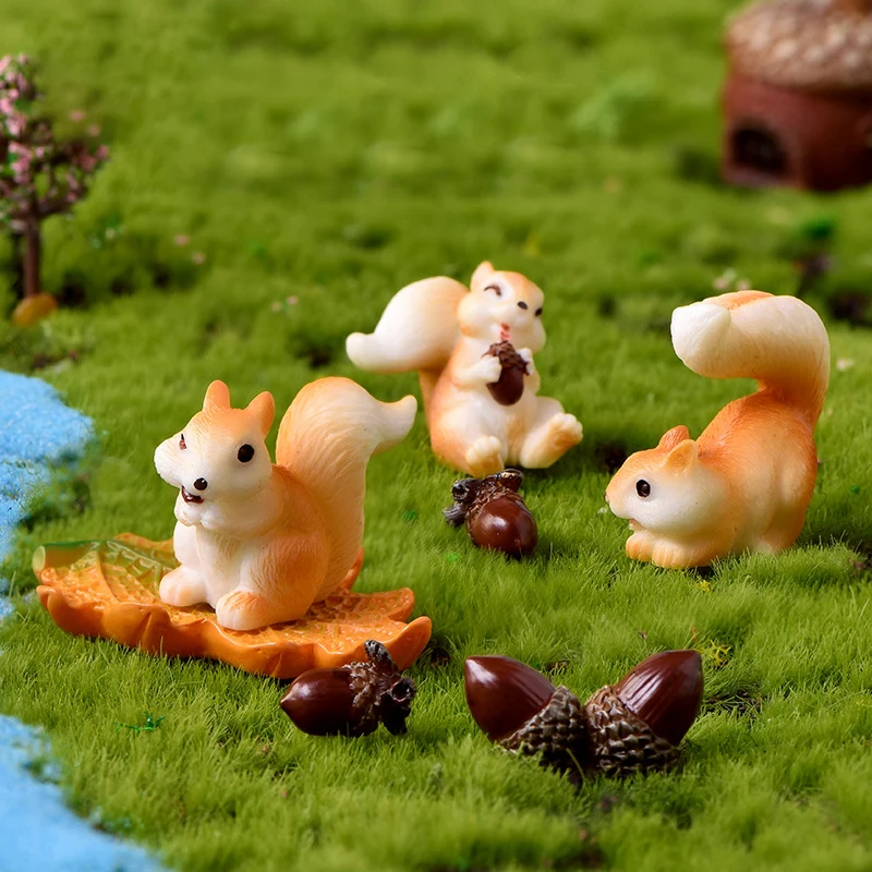 

Cute Little Squirrel Nut Micro Landscape Bryophyte Flower Pot DIY Decoration Garden Resin Ornaments Crafts Display Home Decors