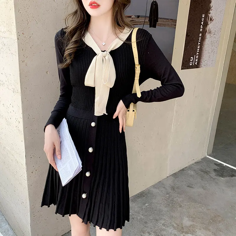 

Платье-миди женское с цветочным принтом, V-образным вырезом и высокой талией