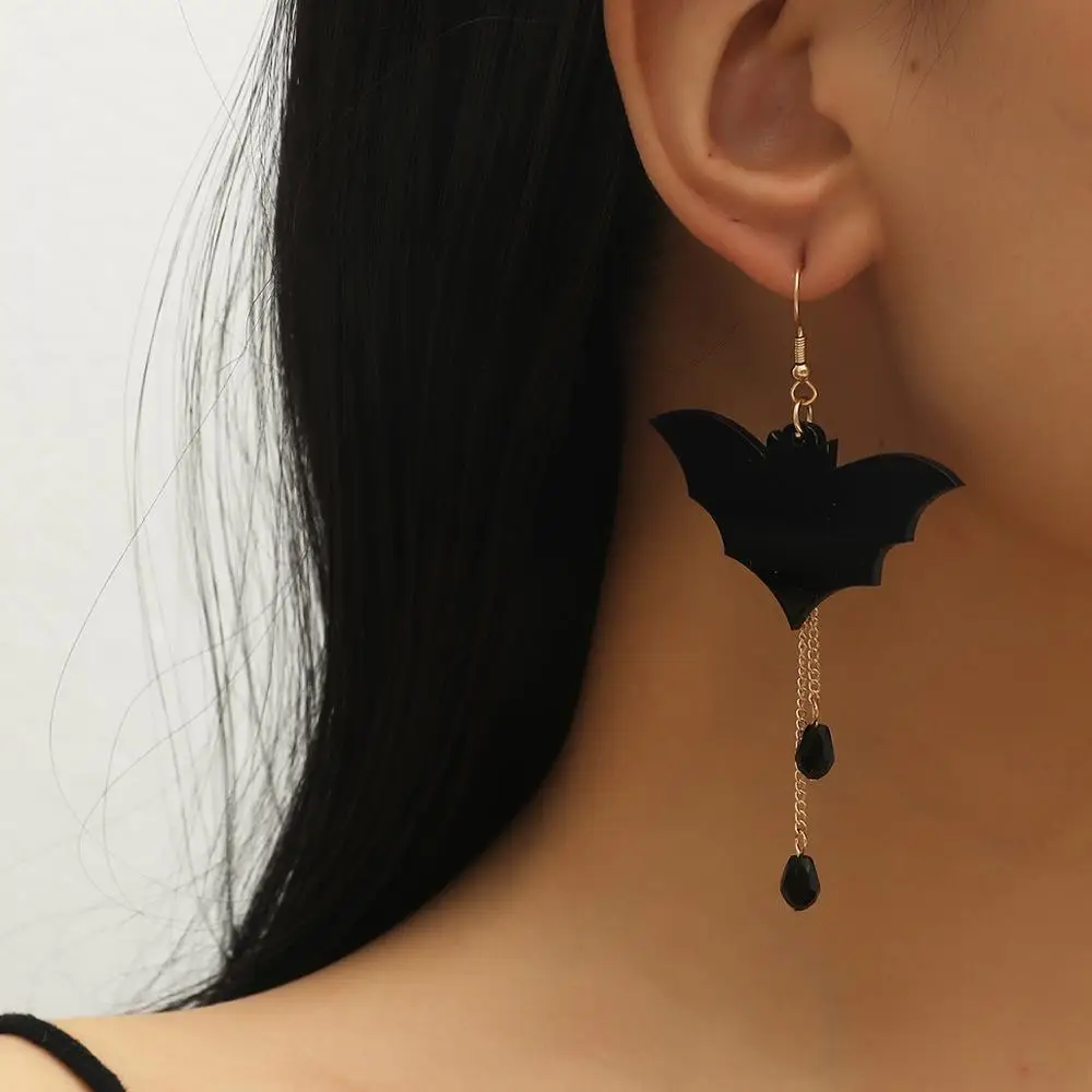 

Halloween Acrylic Black Bat Drop Earrings For Women Funny Personality Long Tassel Dangle Earrings Fashion Party Jewelry Gifts