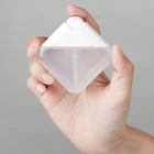 Пластиковые флаконы-распылители для духов и лосьона, 28 мл в форме карты, плоский Портативный Флакон увлажняющий спрей, пустая дорожная бутылка