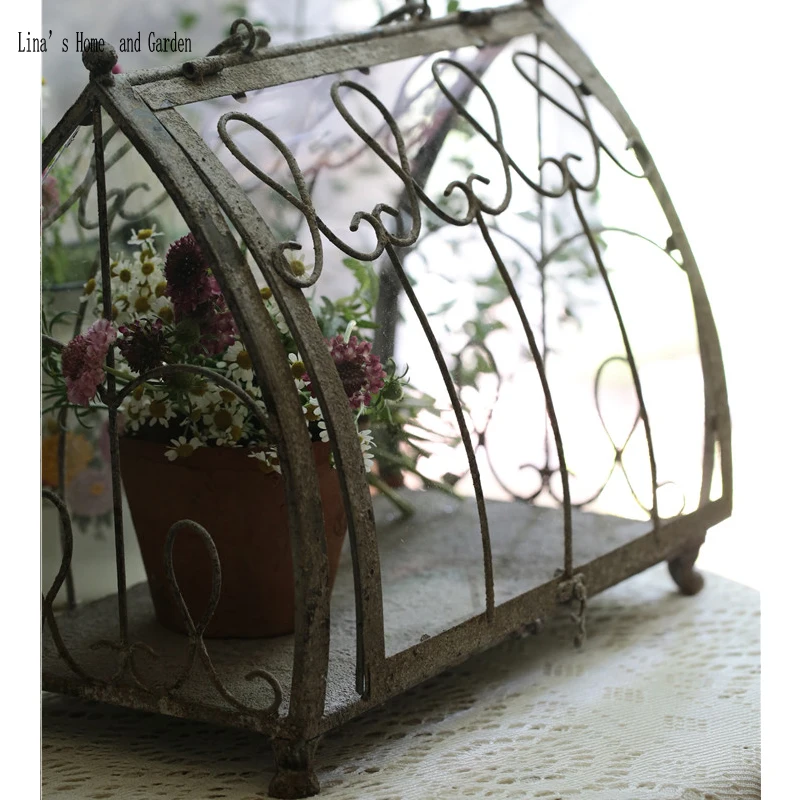 Маленький нежный красивый декоративный деревенский ручной работы антикварный