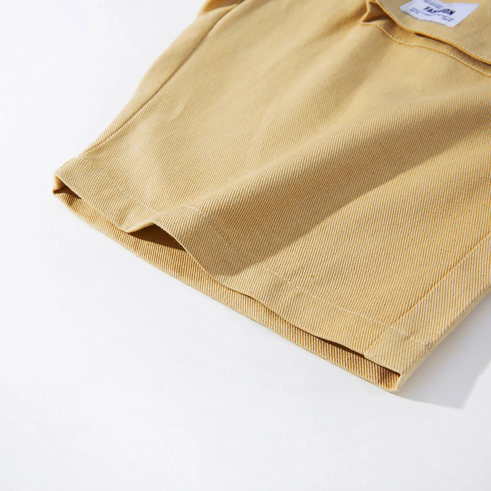 

New summer men's fashion classic twill loose fit casual wear pocket decoration casual beach refreshing all-match shorts F4*