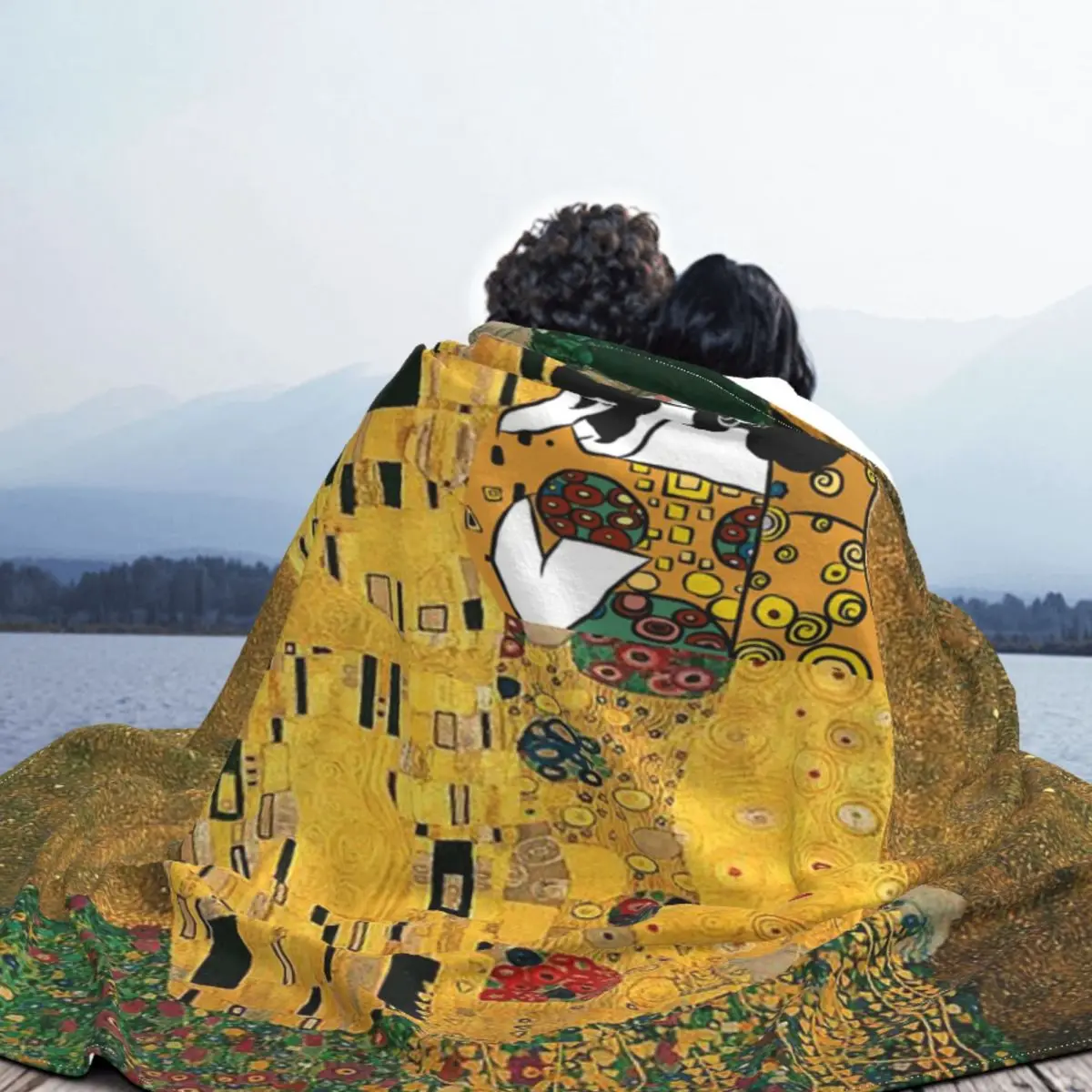 Флисовое одеяло Gustav Klimt зимнее с изображением дерева жизни легкое тонкое для