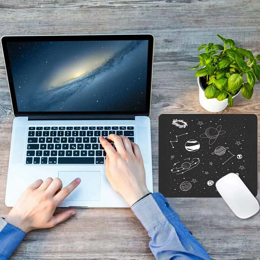 

25x21cm Computer Mouse-pad Anti-slip Gamer Mouse Pad Astronaut Pattern Gaming Mouse Pad Soft Comfort PU Leather Laptop Mat