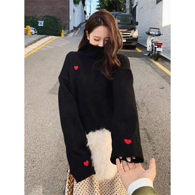 Свитер женский трикотажный с высоким воротом красный | Женская одежда