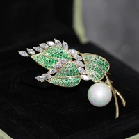 2021 elegant leaves brooches temperament green zircon heart leaf brooch gold plated imitation pearl corsage womens accessories