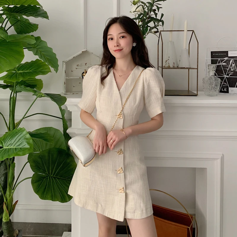 Летняя новая кнопка короткий рукав с v-образным вырезом модное Брендовое