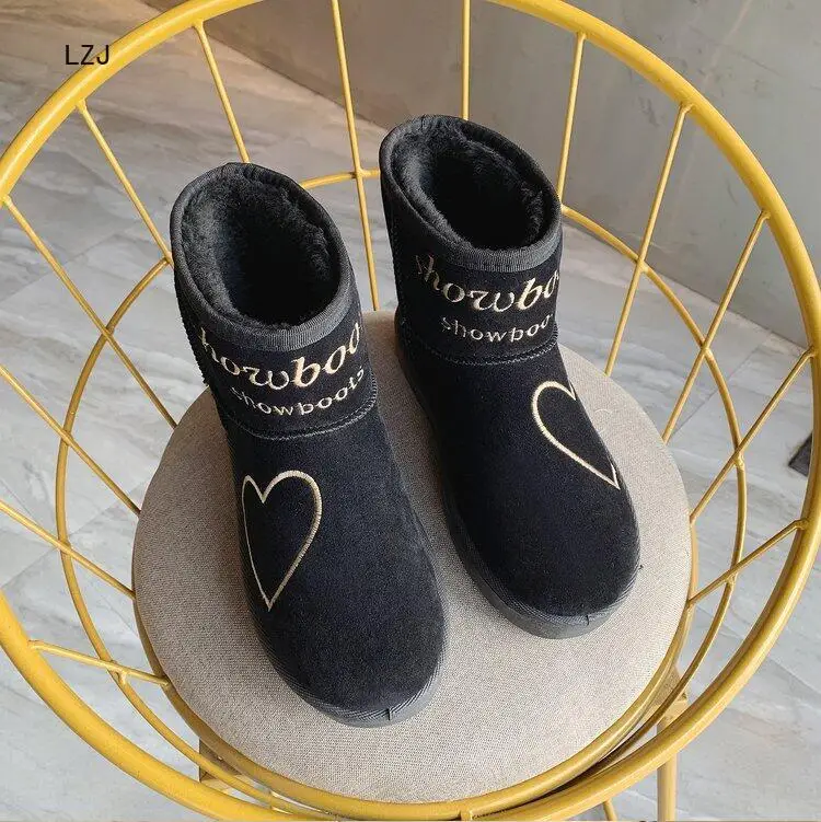 

LZJ New 2019 Women Winter Snow Boots Femin Flat Waterproof Warm Thick Plush Ankle Boots For Women Winter Platform Shoes 36-40