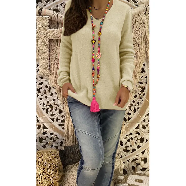 

2020 winter 6 colors 8 yards V-neck long-sleeved solid color sweater