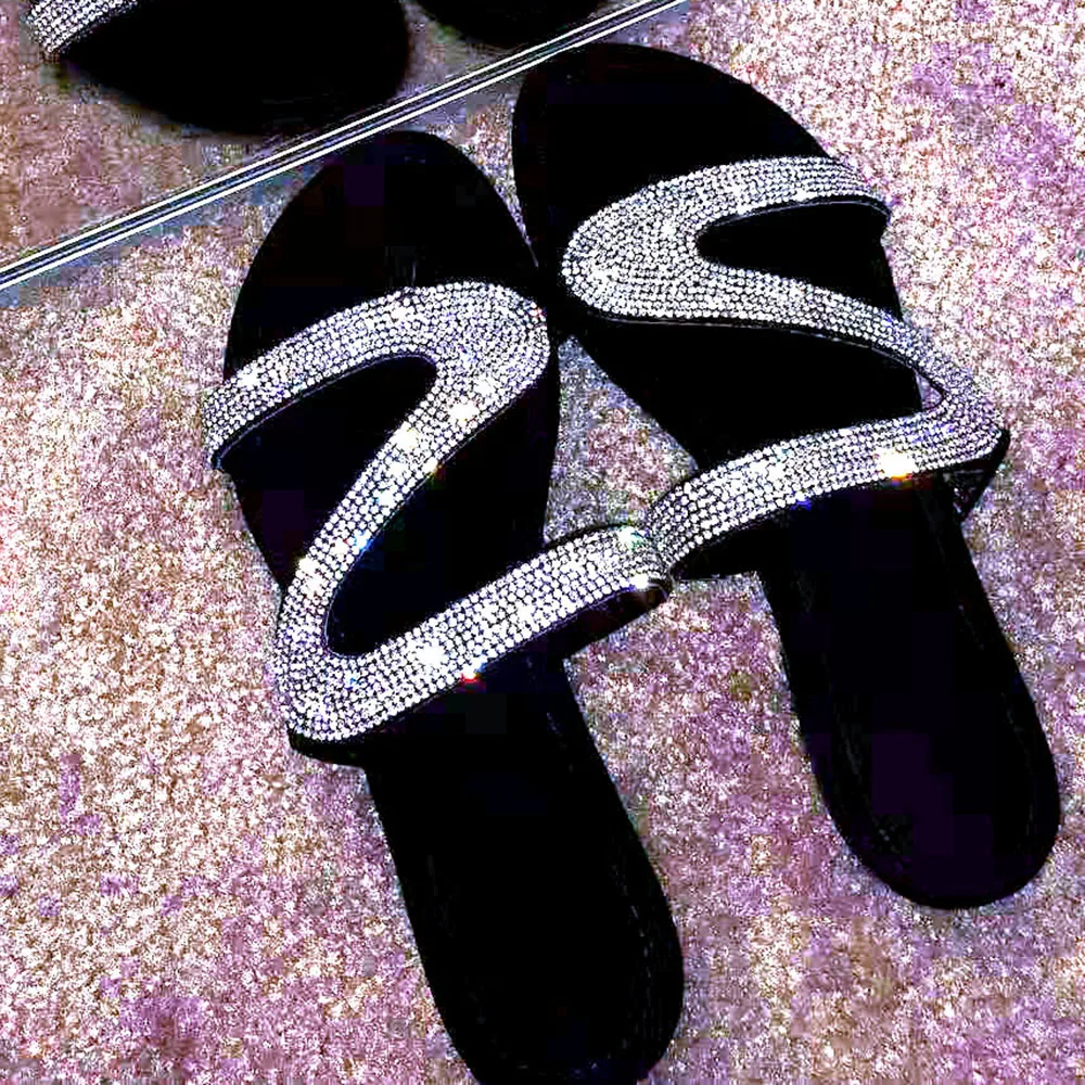 Женские летние шлепанцы на плоской подошве Обувь со стразами Римские пляжные