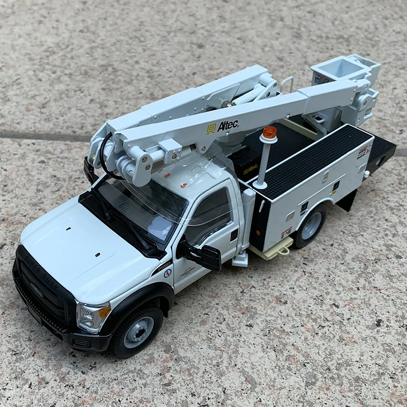 Коллекционная литая игрушка модель в масштабе 1:34 сменная Altec AT40G IMPEX/SUNR Bucket Truck из