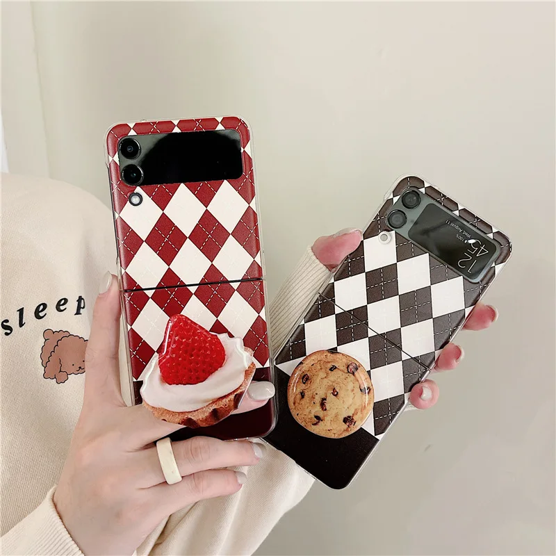 

Strawberry Cookie Phone Stand Rhombus Case for Samsung Galaxy Z Flip 3 5G Hard PC Back Cover for ZFlip3 Case Protective Shell