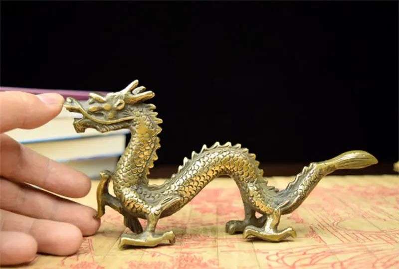 

Chinese Handwork old copper carved dragon statue