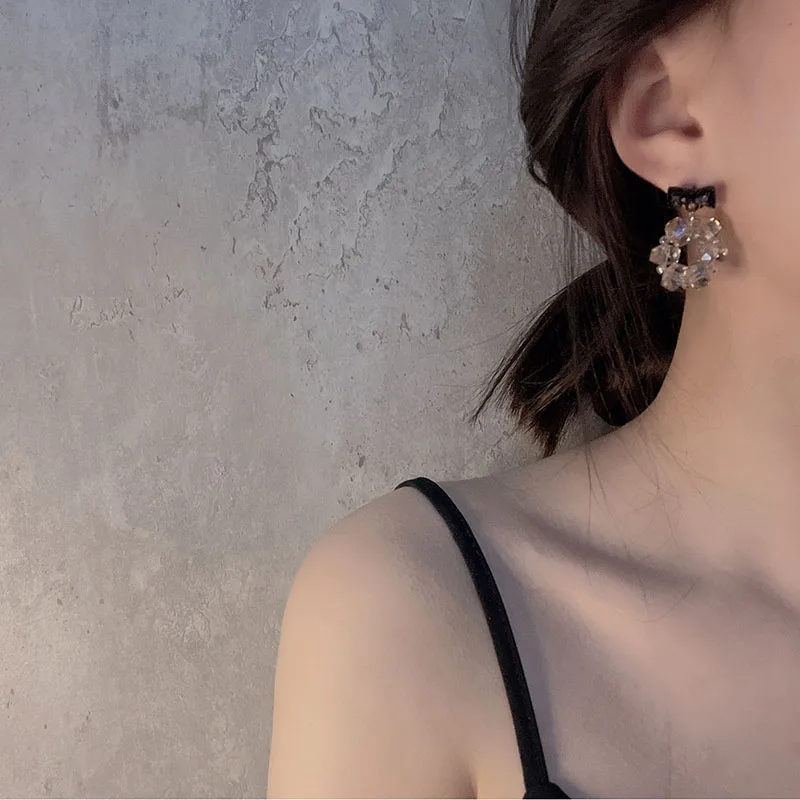 

Crystal Trendy Bowknot Women dangle earrings 2021New Arrival Fashion Temperament Fashion Jewelry Pendientes Gifts