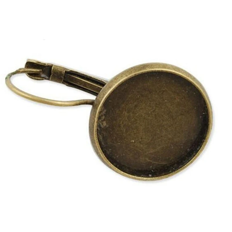 Неоготические белые и черные серьги-гвоздики с принтом в виде татуировок Инь-Янь