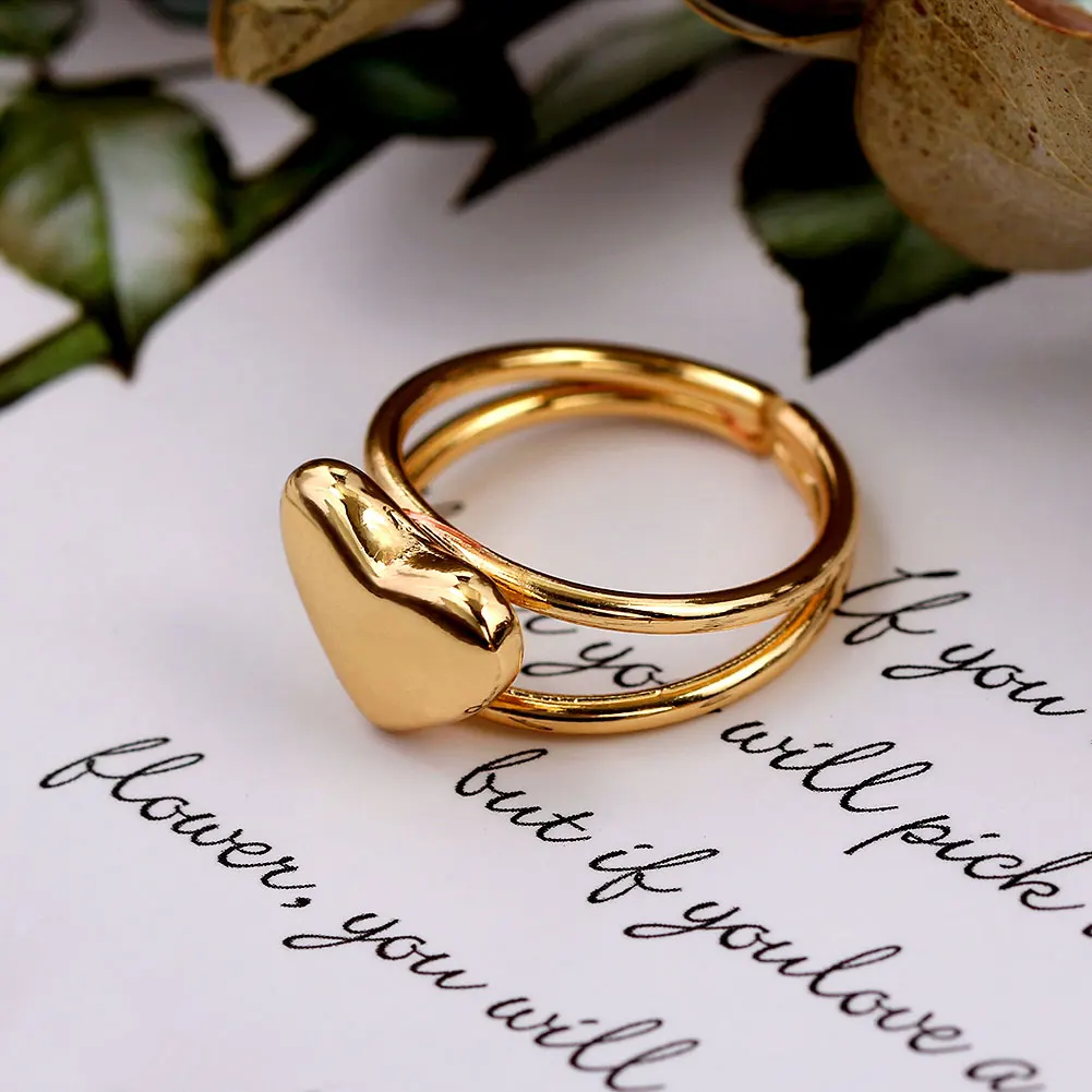 

JUST FEEL Metal Gold Color Opening Rings for Women Korean Simple Hollow Heart Portrait Rings Fashion Jewelry Wedding Accessories