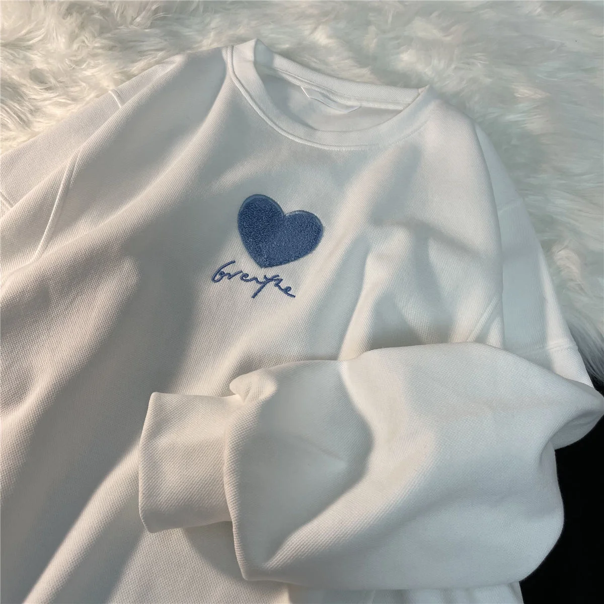 

Privathinker Loose Sweatshirts Hoodies Heart Flocking Fashion Casual Men's Pullovers O-neck Harajuku Female Autumn Sweatshirt