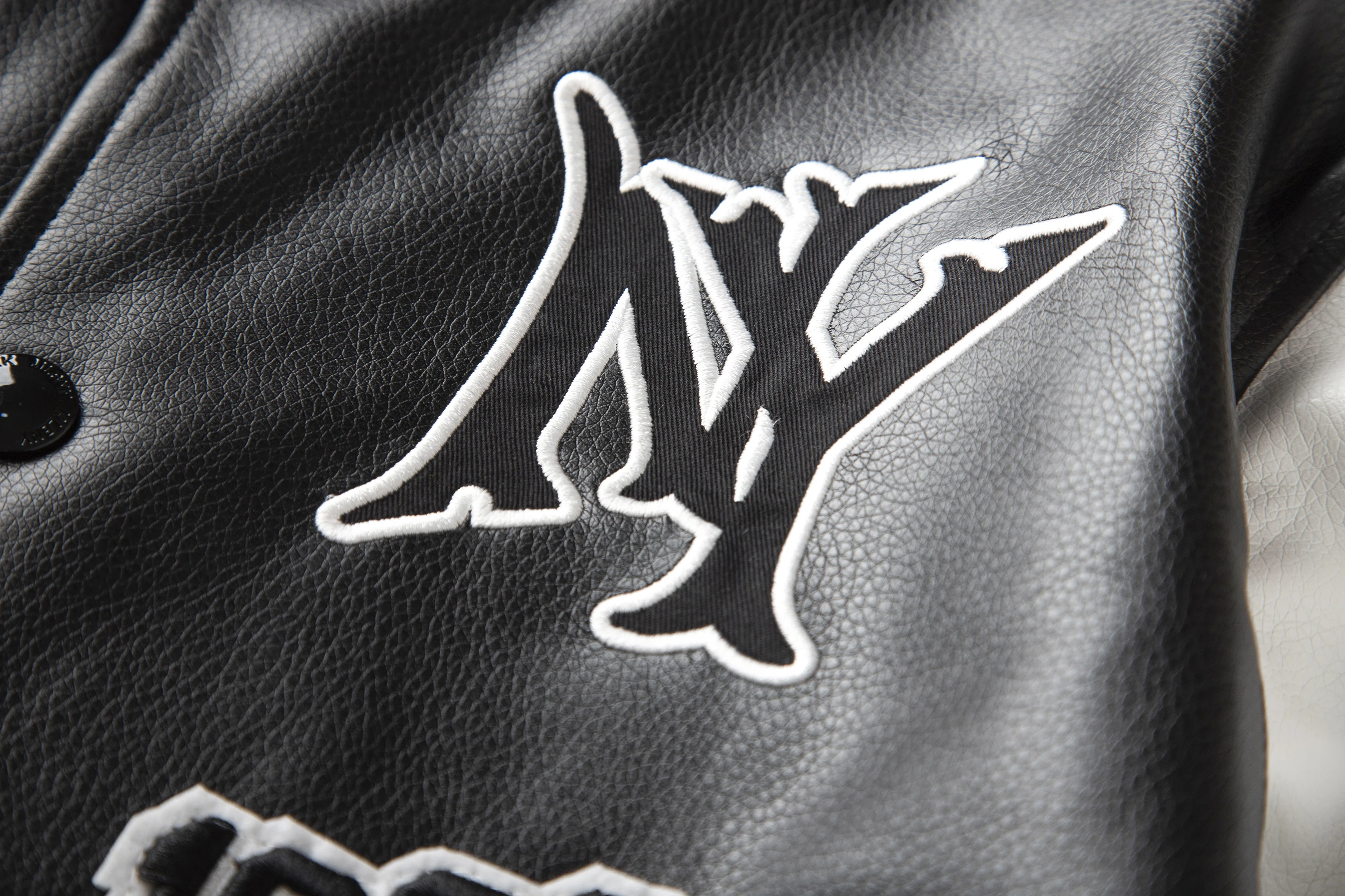 

MLBNY Winter&Spring&Autumn Embroid Biker Motorcycle Leather Baseball Jacket Uniform Women's Coat Men's Jacket Bomber Unisex
