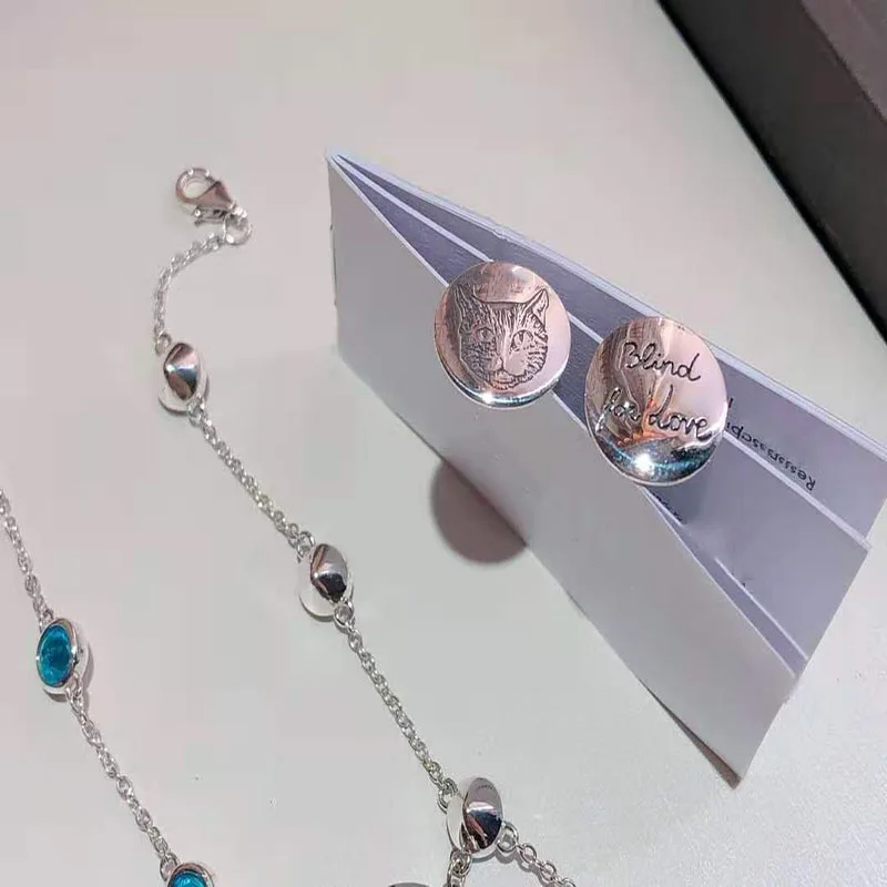 

Love Fearless Round Pendant S925 Sterling Silver Necklace Bracelet Female fashion charm Cat head pattern Luxury brand logo