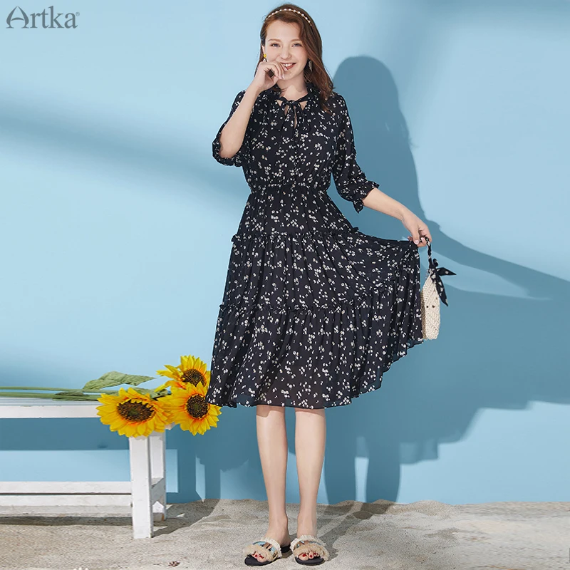 Женское шифоновое платье с цветочным принтом ARTKA розовое длинное V образным