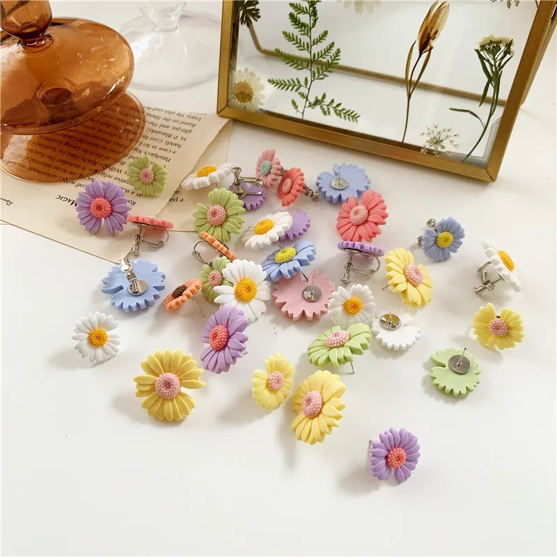 

Fashion Accessories Cute Flower Stud Earrings For Women Gift Elegant Daisy Earrings Stud Clip 24 Styles Sunflower Daisy Earring