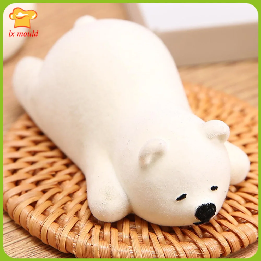 

LXYY 3D Polar Bear Candle Silicone Molds Chocolate Fondant Cake Decoration Mould Bear Soap Gypsum Clay Moulds