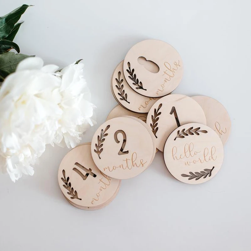 

Wooden Baby Milestone Cards Baby Birth Monthly Recording Cards Newborn Infant Shower Gifts Photography Props