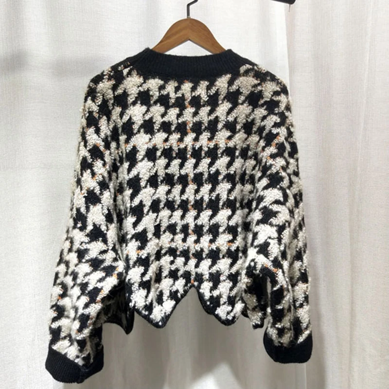 TWOTWINSTYLE Casual Loose Irregular Sweaters Women O Neck Lantern Long Sleeve Hit Color Sweater For Female 2020 Fashion Clothing | Женская