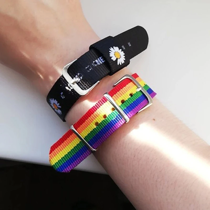 

2PCS Daisy Strap Bracelets for Girls Boys Rainbow Wristband Nylon Adjustable Bracelet for Women Men Charm Straps Couple Jewelry