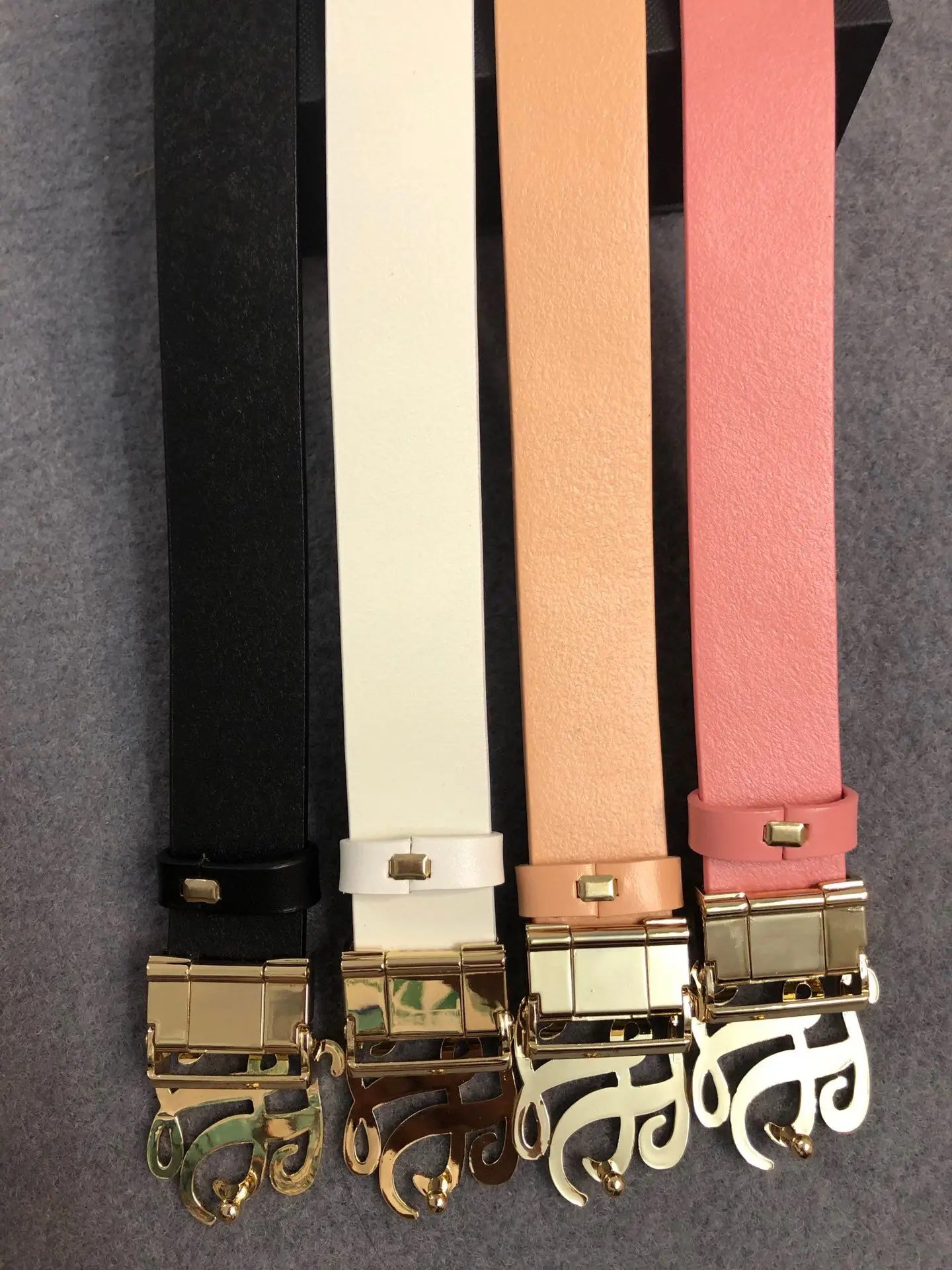 

FL Fashion Women's Embossed Belt Lady Golf Leather Belt