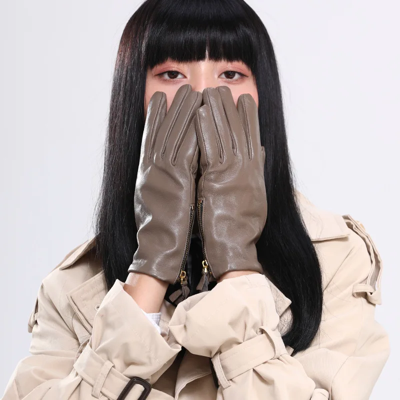 

Christmas new leather gloves winter ladies monochrome windproof leather sheepskin gloves finger touch screen warm riding gloves