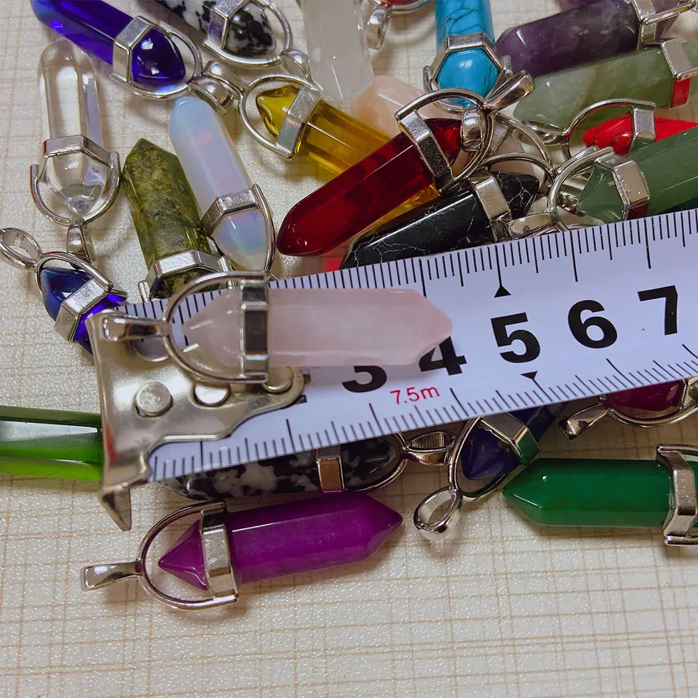 

1PC Pendant Natural Mineral Ornament White Crystal Points Couple Necklace Pendants for DIY Gift Jewelry without String Thread