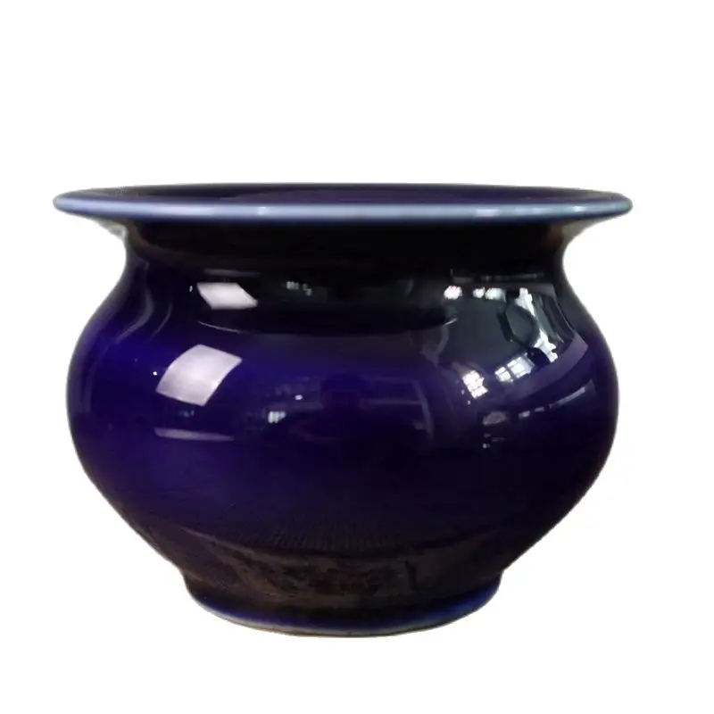 

Porcelain Ming Jiajing blue glaze small censer