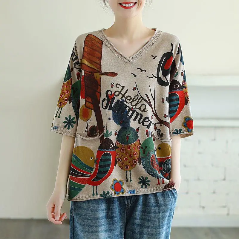 

Round neck pullover sweater sweater 2021 spring and autumn women's loose plus size cartoon bird print Korean style top