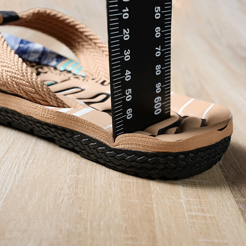 

2021 Korean Sports Flip Flops Male Version Of The Trend Wild Wear Non-Slip Beach Slippers Personalized Pinch Cool Sandals