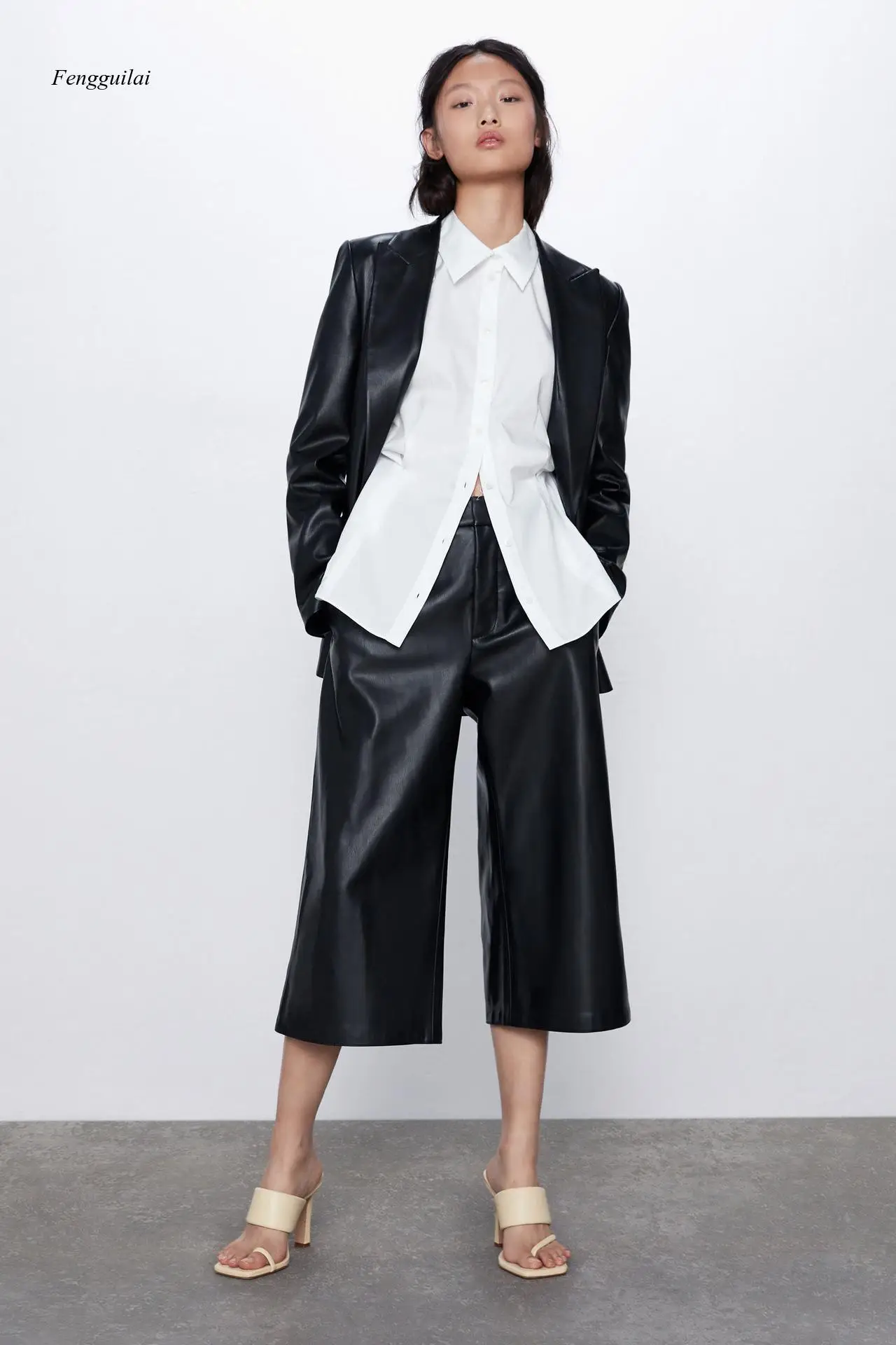 

Women 2021 Fashion Pu Faux Leather Loose Blazer Coat Vintage Pockets Long Sleeve Back Vents Female Outerwear Chic Tops