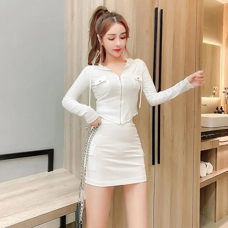 

2021 Spring New Fashion Korean Women Two Piece Outfits Long Sleeve Hooded Zipper Tops and Skirts Ladies Solid Casual Set Y241