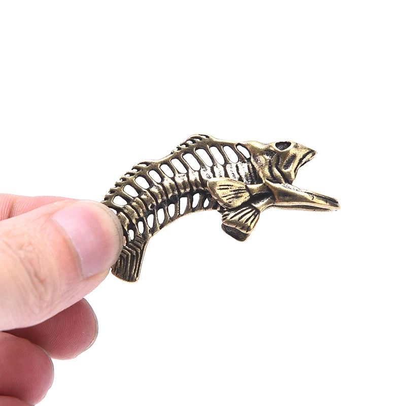 

Vintage Brass Fish Bone Car Key Chain Pendant DIY Keychain Accessories Jewelry Keyring Hanging Trinkets Gifts Fashion Men Women