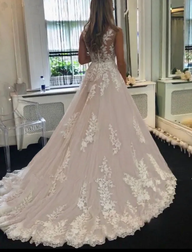 

Vestidos De Novia luxury A Line Wedding Dresses 2021 Lace Applique Wedding Gown Robe De Mariage Plus Size
