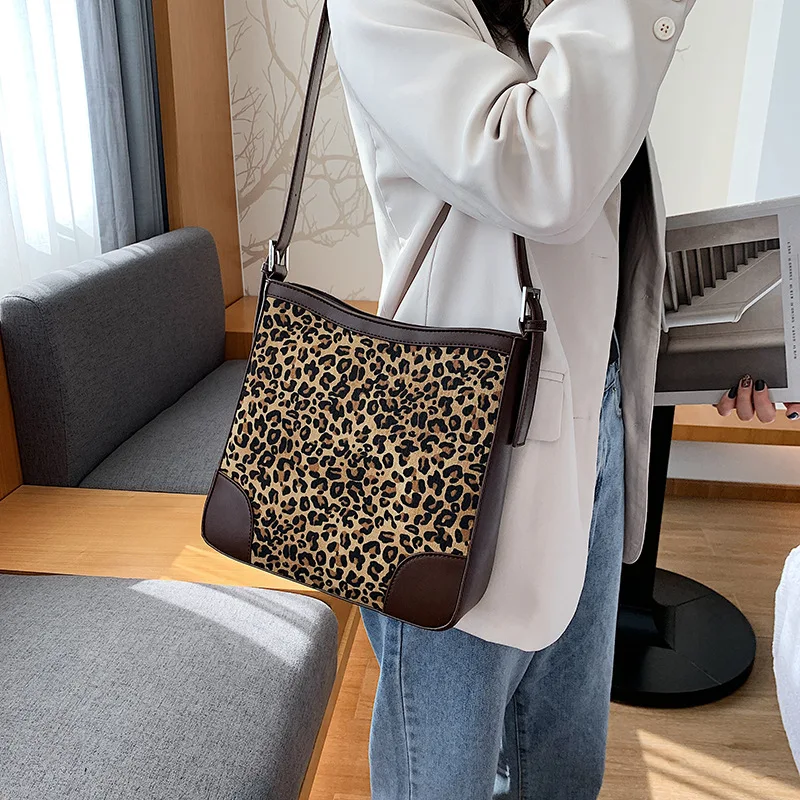 

Vintage Leopard Pattern Women Bucket Bags 2021 Large Capacity Fashion Crossbody Bags PU Autumn Winter Female Handbags