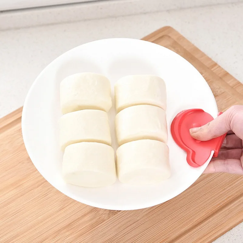 

2pcs/set Butterfly Shaped Silicone Anti-scald Devices Fridge Magnet Kitchen Tool Insulation Plate Clamp Random Color 2021 New