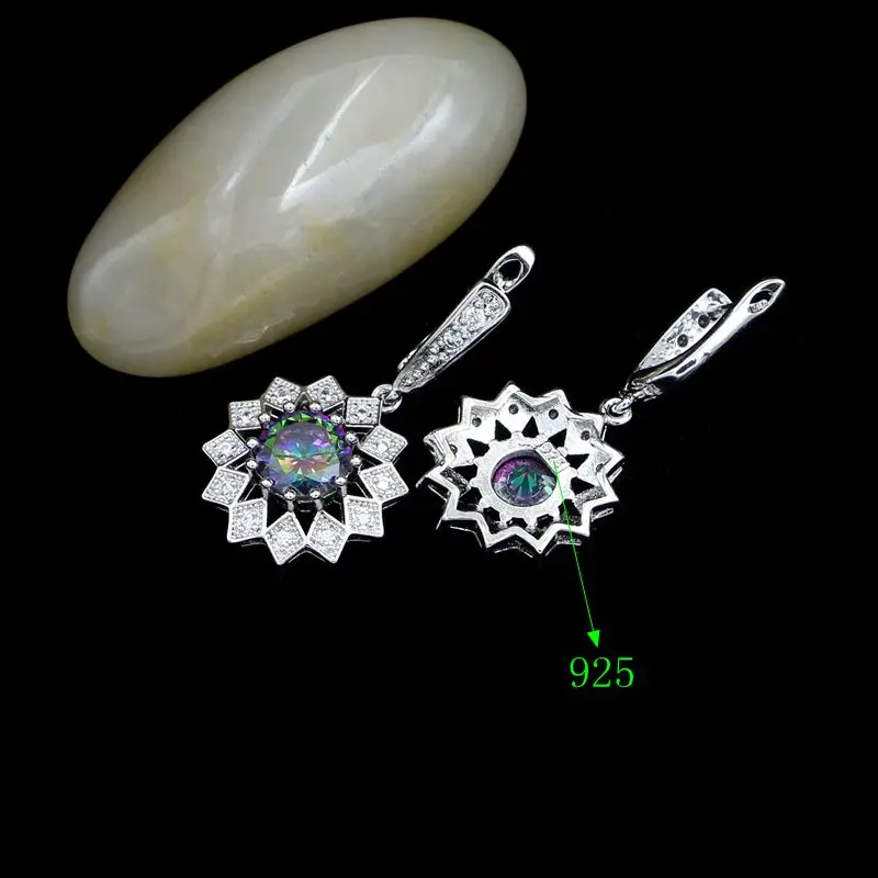 Женские серьги из серебра 925 пробы с белыми кристаллами и кубическим цирконием |