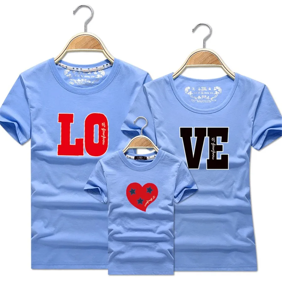 Одежда для мамы и дочери семейный образ надпись Love принт мама ребенок сын папа