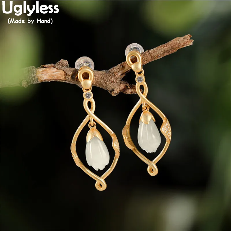 

Женские серьги-гвоздики из натурального ядеита, серебра 925 пробы