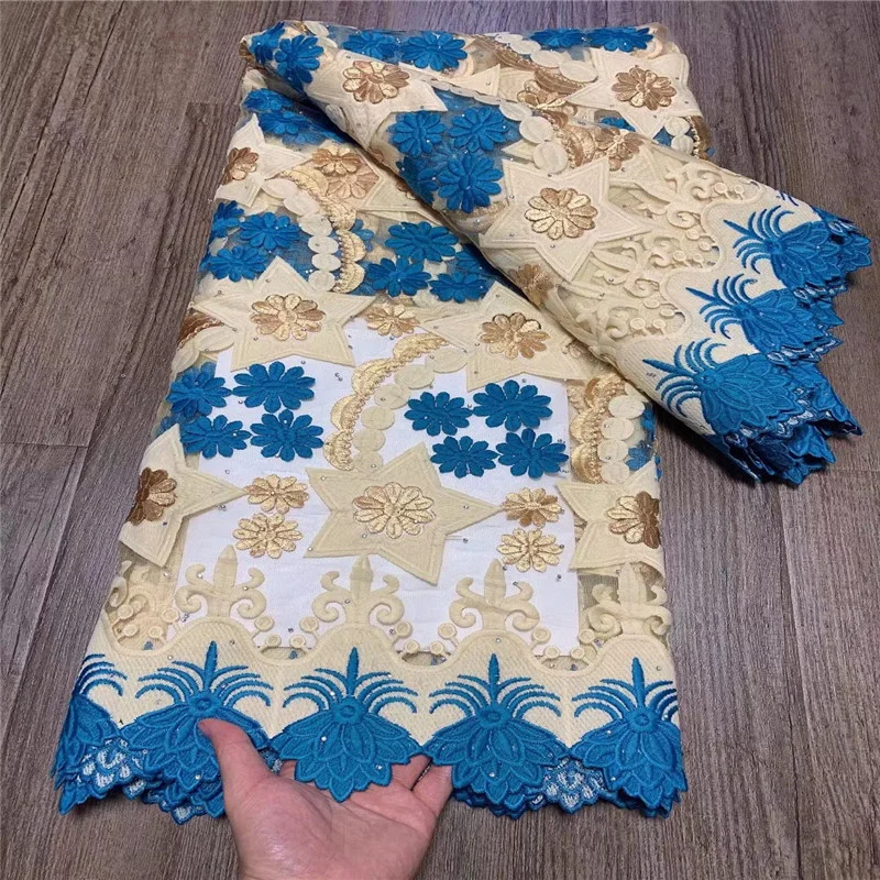 

Французская нигерийская вышивка с золотыми сетчатыми кружевами в африканском стиле высокого качества для свадебного платья ZQ