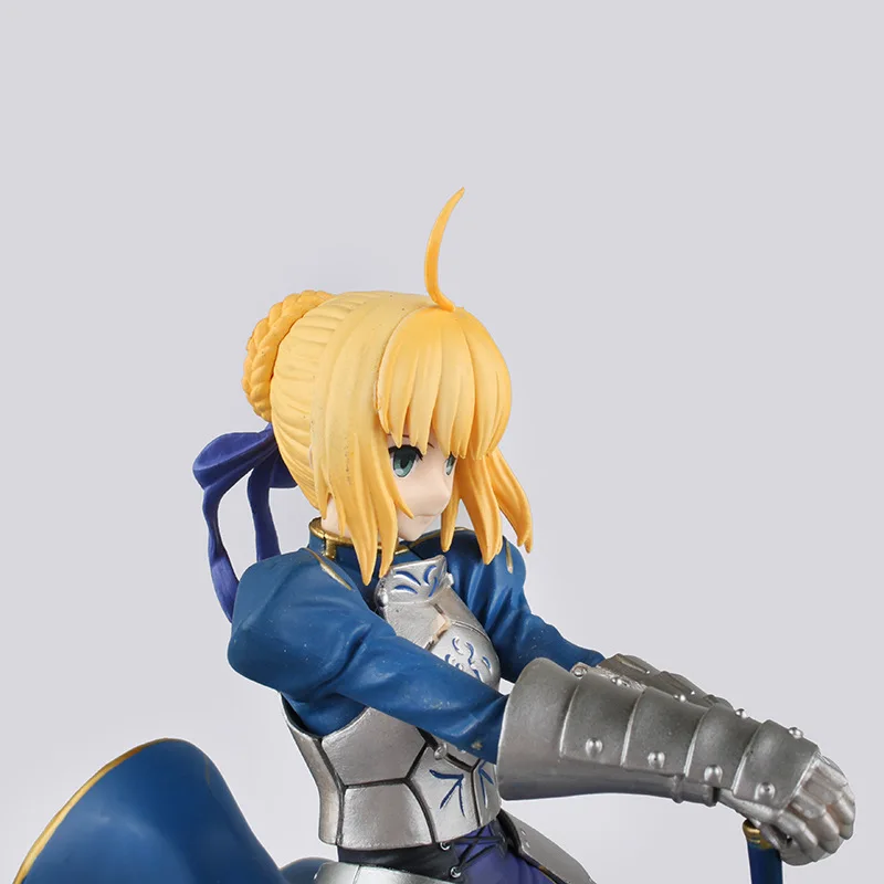 

26cm Fate Grand Order FGO Saber Arturia Pendragon Arutoria Knight King PVC Action Figure Model Doll Toys For Christmas